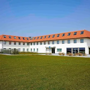 ** Hotel Ibis Budget Oostende Airport Bélgica